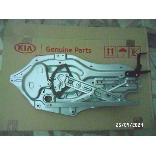 CAM KRİKO VE PANEL KOMPLE ÖN SOL KIA CERATO 2009-2015